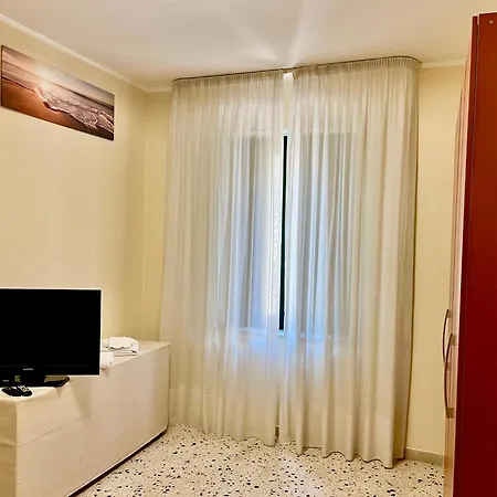 Leonarda Apartment *